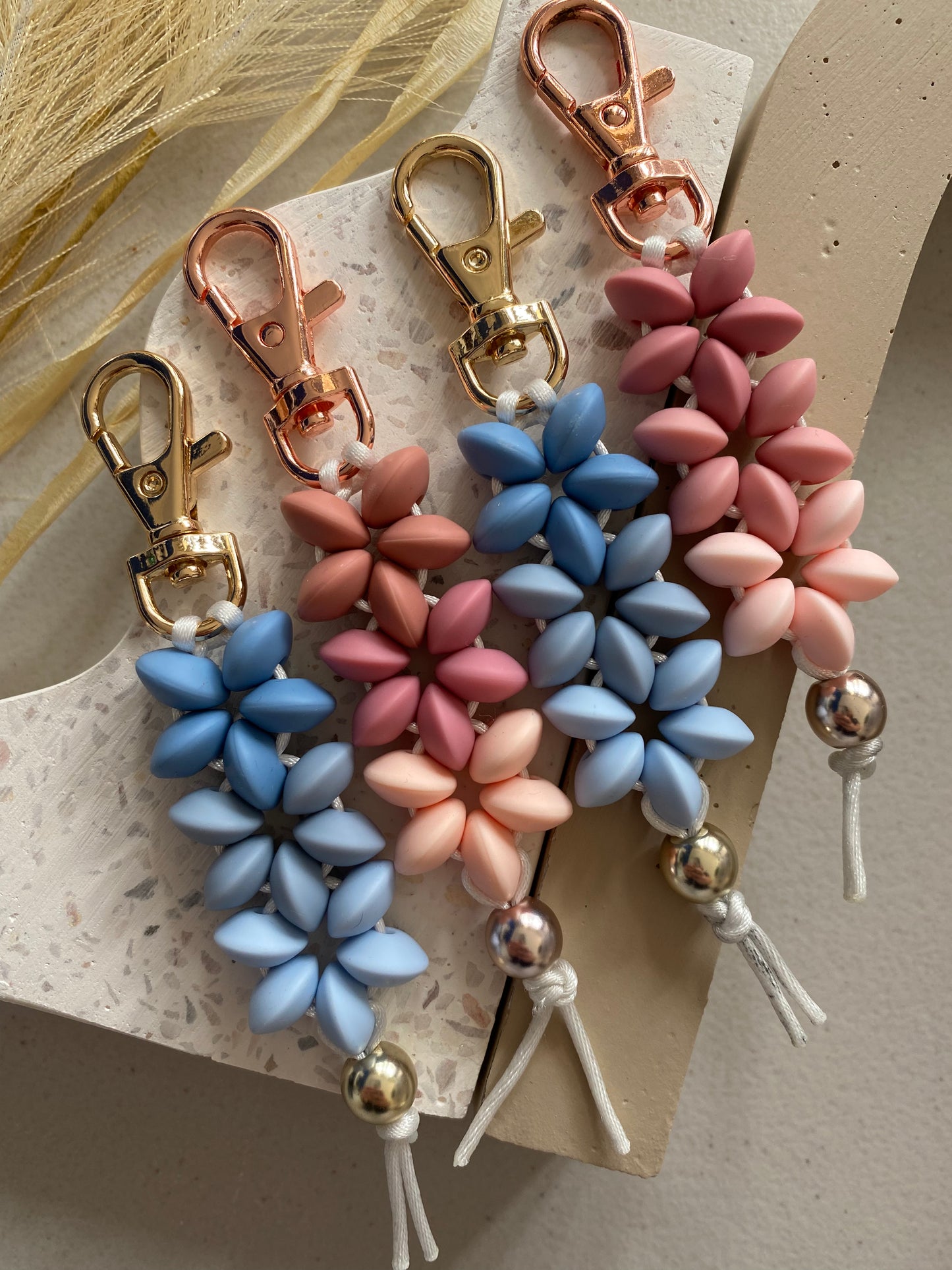 Pink Ombre Flower Keyring