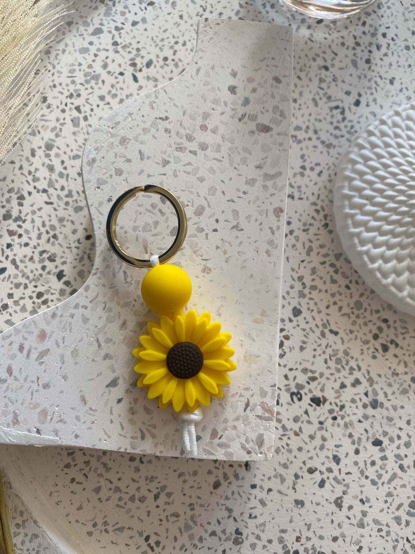 Yellow Daisy Bag Pull