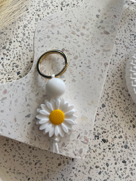 White Daisy Bag Pull