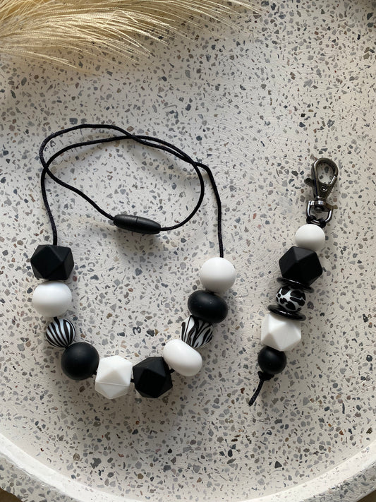 Black & White Necklace